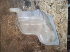 Бачок расширительный бу к Volkswagen Passat B5 8D0121403L 1.8 бензин, арт. Br01awt Бачок расширительный бу к Volkswagen Passat B5 8D0121403L 1.8 бензин, арт. Br01awt
