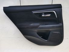 Обшивка двери задней левой (дверная карта) бу Nissan Altima, арт. od105kf Обшивка двери задней левой (дверная карта) бу Nissan Altima, арт. od105kf