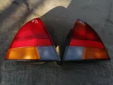 Фонари задние (правый и левый) бу к Mitsubishi Carisma хэтчбэк 1996 г., арт. FZ7273 Фонари задние (правый и левый) бу к Mitsubishi Carisma хэтчбэк 1996 г., арт. FZ7273